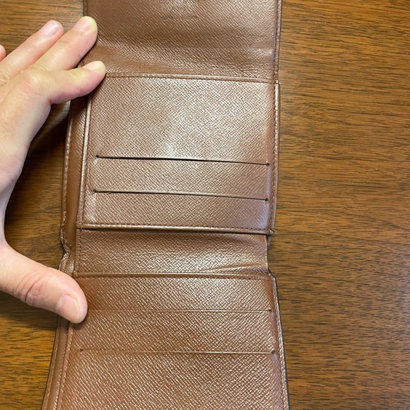 Clearance!  Authentic Louise Vuitton Wallet TH0976 - Picture 1 of 15